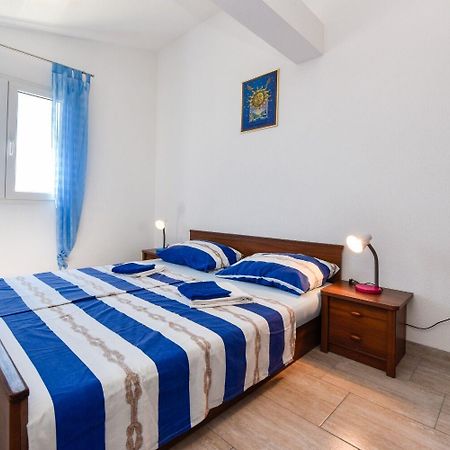 נובליה Apartments Mark - 200 M From Sea מראה חיצוני תמונה