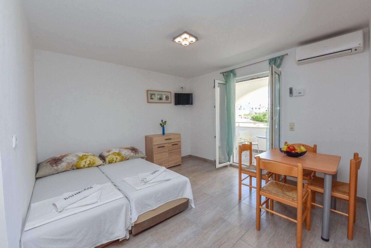 נובליה Apartments Mark - 200 M From Sea מראה חיצוני תמונה